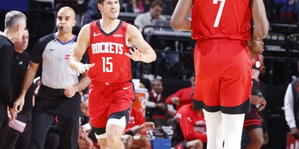 kaiyun·(中国)官方网站-杜兰特28+10火箭战胜公牛结束3连败，申京23+7+11汤普森23分