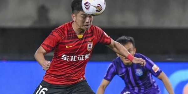 kaiyun·(中国)官方网站-沧州拒走老路最后2日连购5人 老萨选中爱将解顽疾