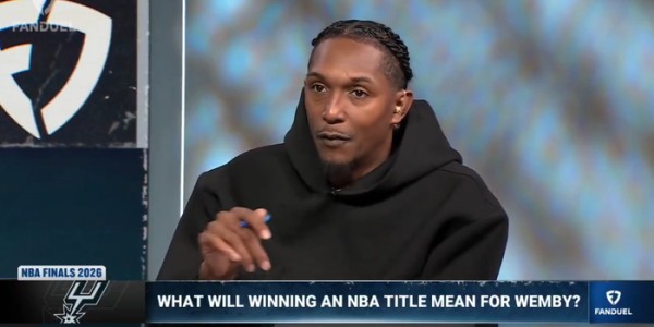 开云体育app-NBA超级第六人：文班只需要一枚总冠军戒指，就能成为联盟第一人|路易斯·威廉姆斯|圣安东尼奥马刺队|阿马里·威廉姆斯|NBA总决赛|纽约尼克斯队_新浪体育_新浪新闻